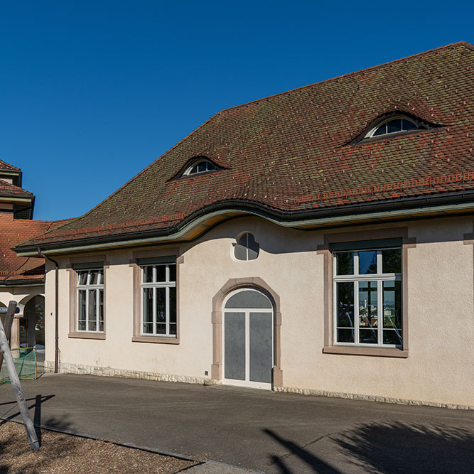 Schulhaus Oberdorf in Hinwil