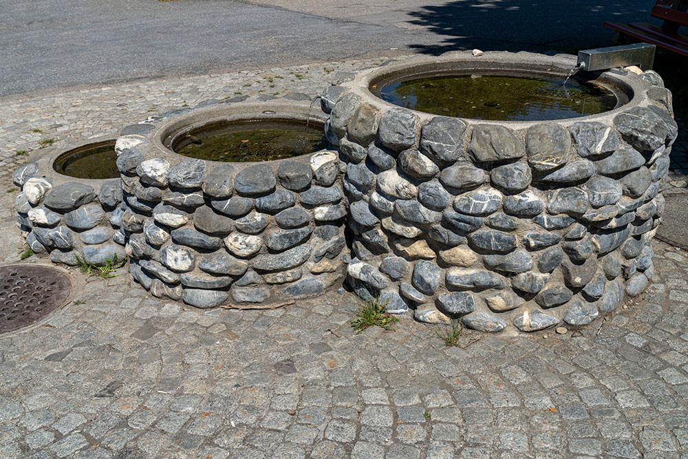 Brunnen in Girenbad