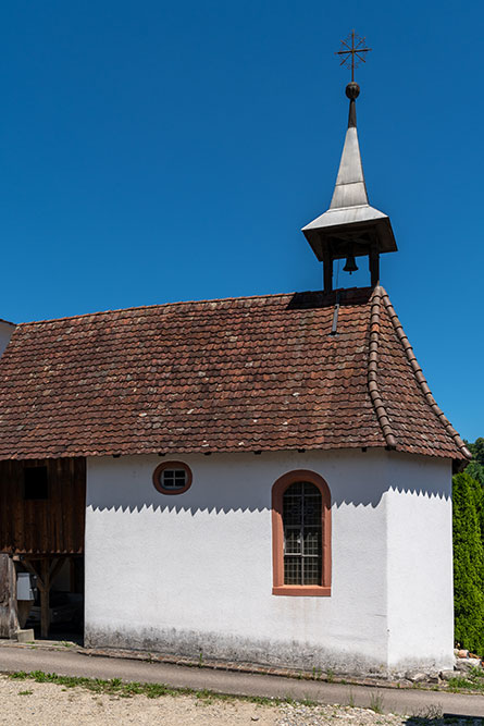 alte Sebastianskapelle in Hellikon