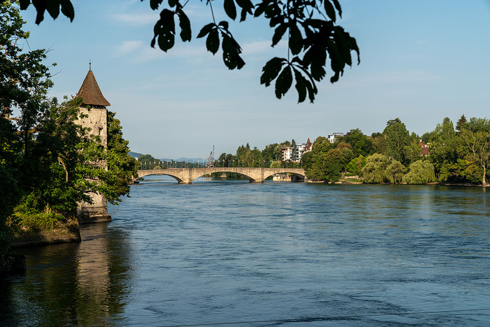 Messerturm, Rheinbrücke und Rhein