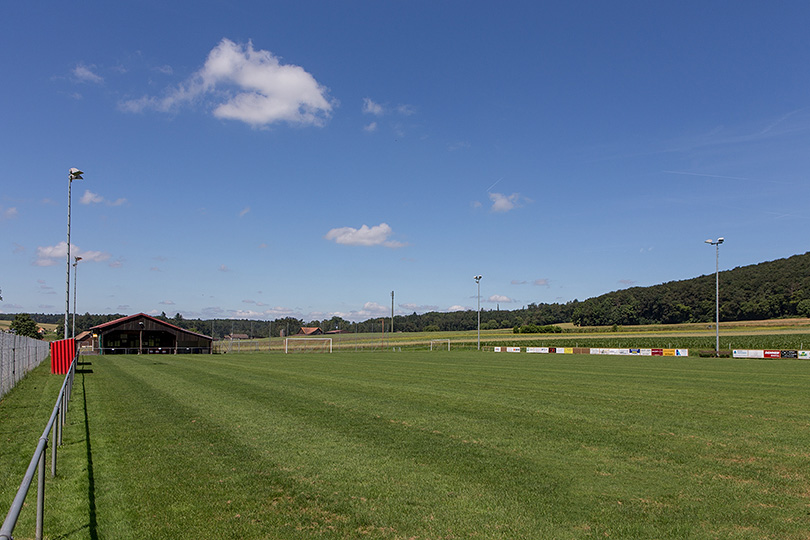 Terrain de football à Lugnez JU