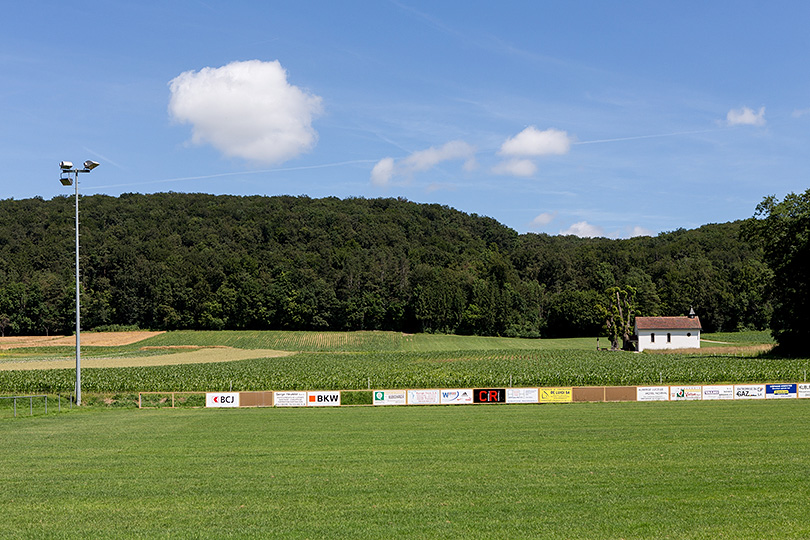 Terrain de football à Lugnez JU