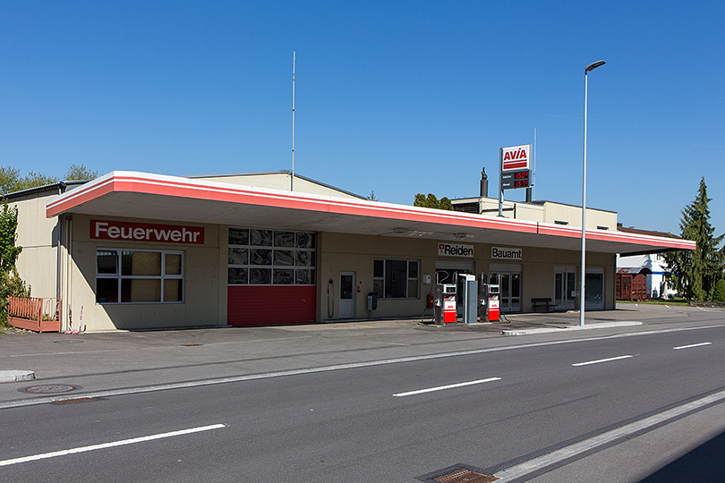 Feuerwehr, AVIA-Tankstelle und Bauamt Reiden