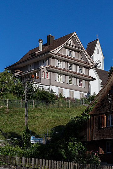 Pfarramt und Kirche St. Gallus in Kriens