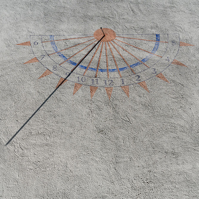 Sonnenuhr in Winikon