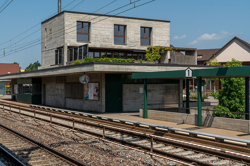 Bahnhof Schwerzenbach