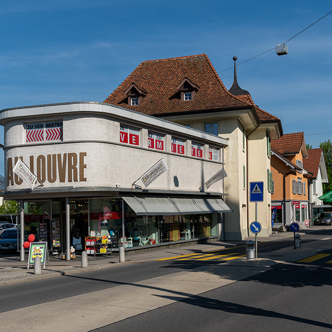 Au Louvre in Reinach AG