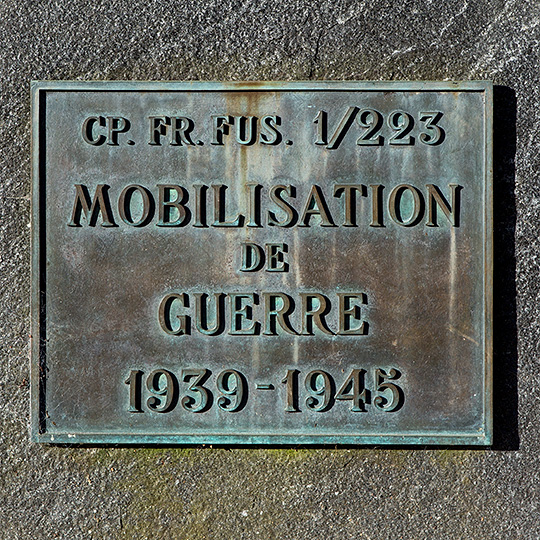 Plaque commémorative à Les Bois