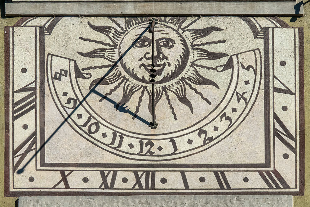 Sonnenuhr