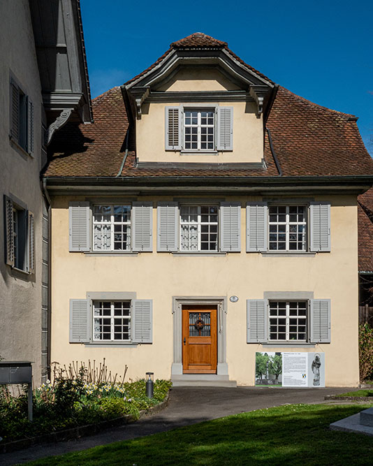 Stiftsbezirk im Hof