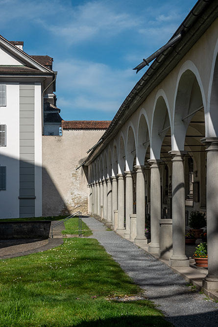 Gräberhalle bei der Hofkirche