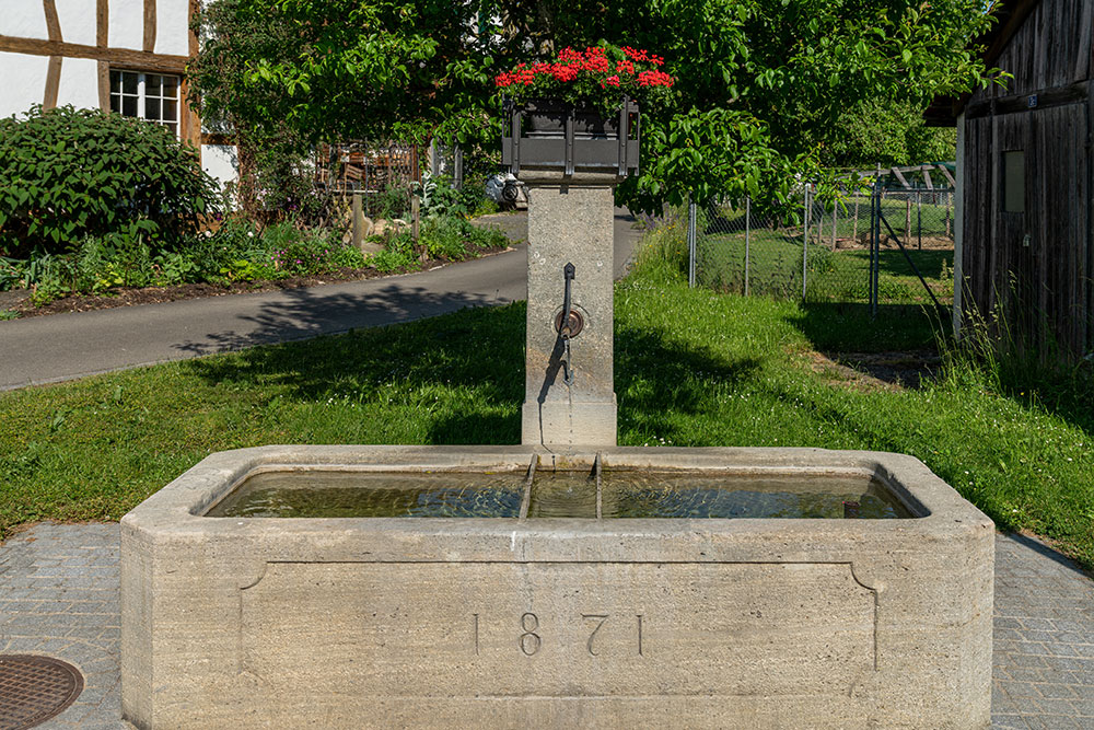 Brunnen