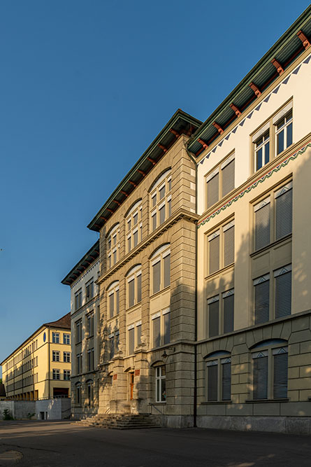Schulhaus Angelrain