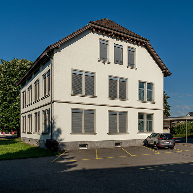 Schulhaus in Hendschiken