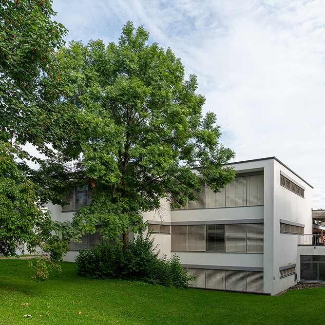 Schulhaus Rietwis Mönchaltorf