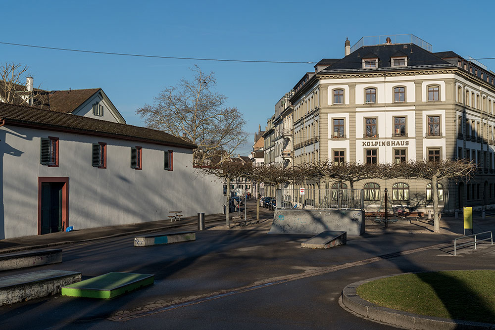 Theodorskirchplatz mit Kolpinghaus