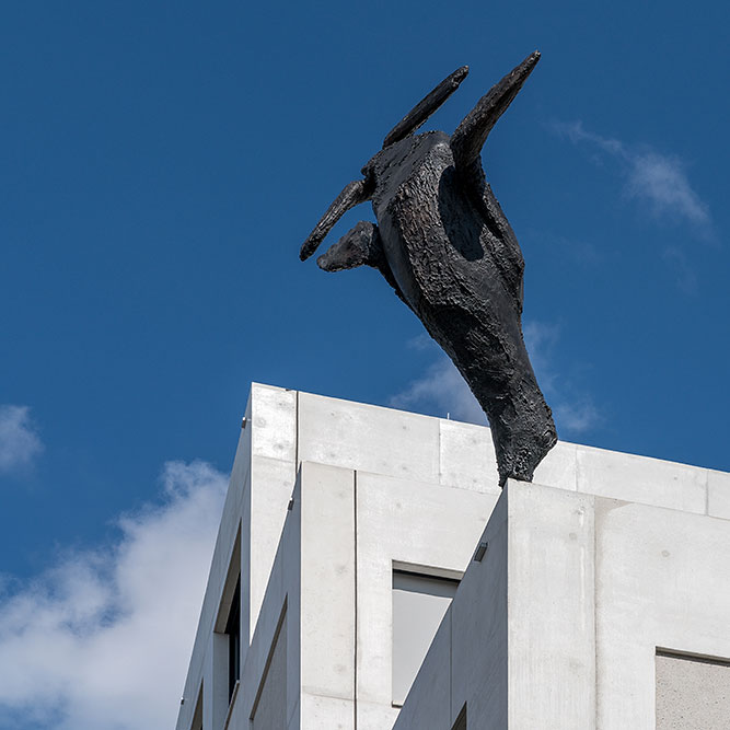 Skulptur Seelöwe von Urs Cavelti