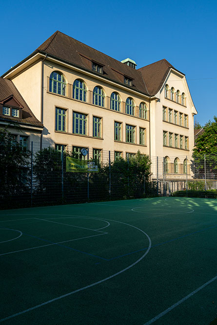 Thierstein Schulhaus