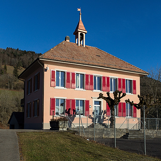 Ancienne école à Seleute