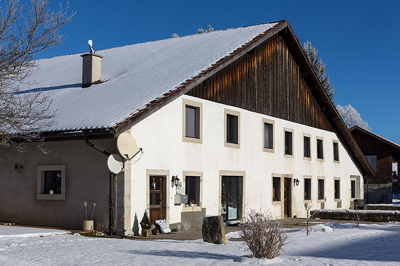 Route Principale à Lajoux