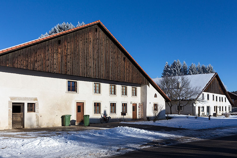 Route Principale à Lajoux