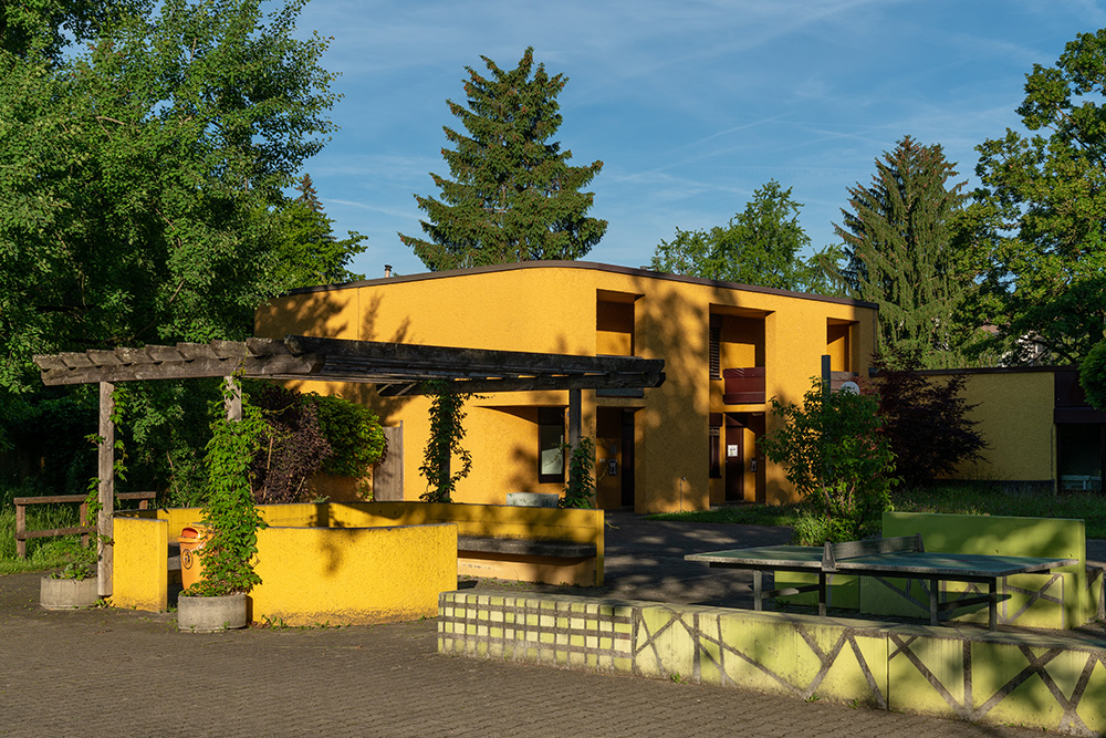 Schulhaus Moosmatt Urdorf