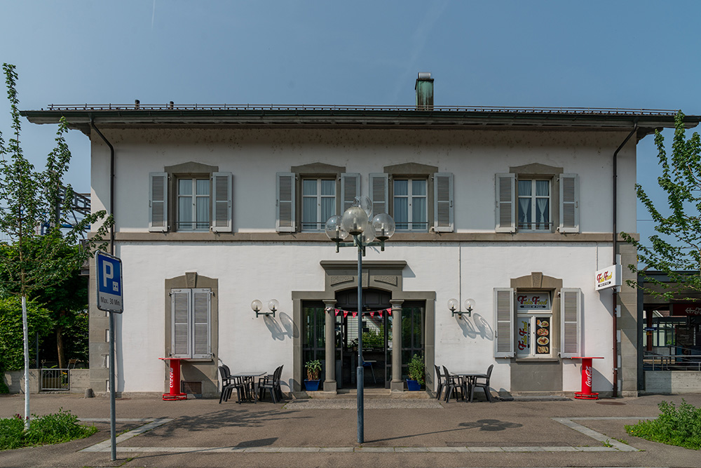 Bahnhof Hedingen