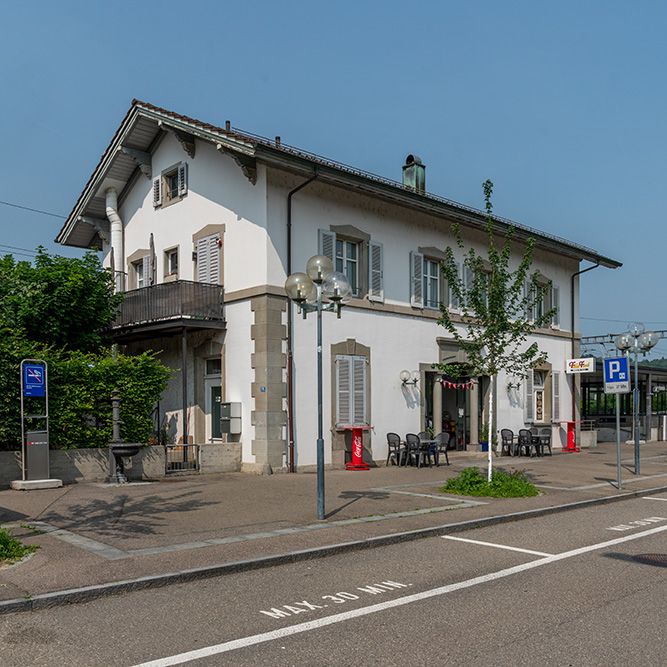 Bahnhof Hedingen