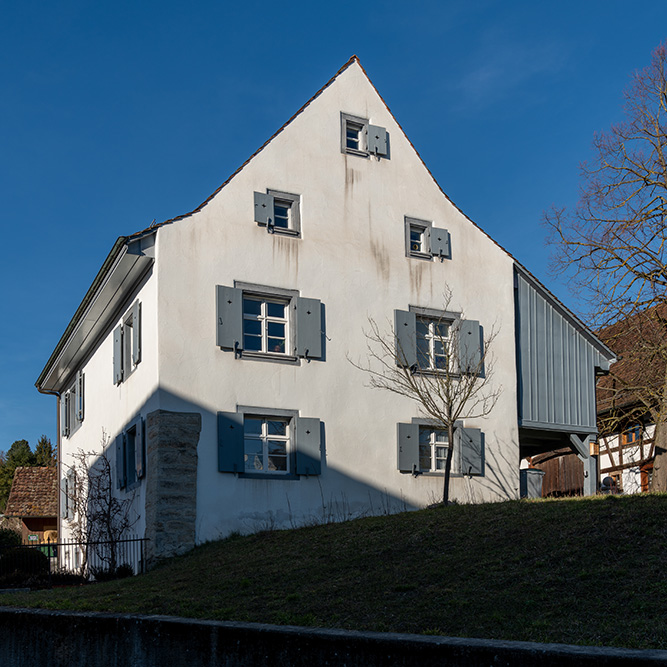 Kuenzehus in Oberwil BL