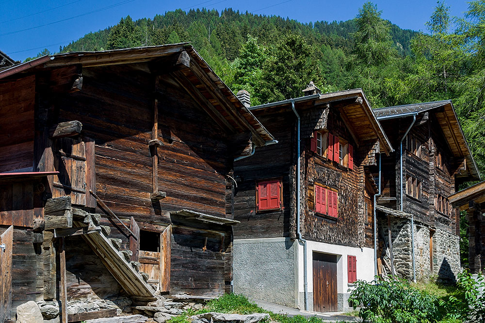 Ältester Dorfkern in Holzbauweise der Schweiz