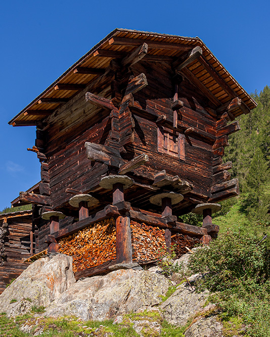 Walliser Stadel