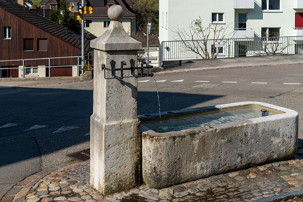 Brunnen