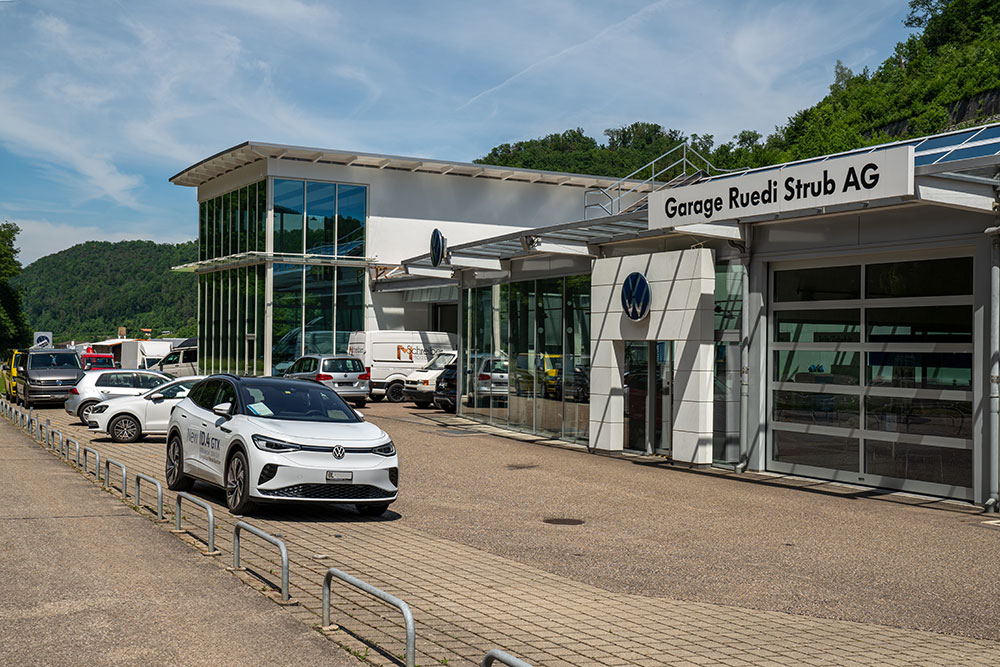 Garage in Buckten