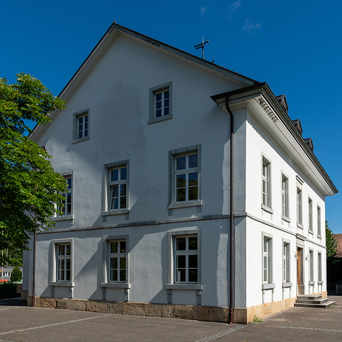 Schulhaus Hofmatt Tenniken