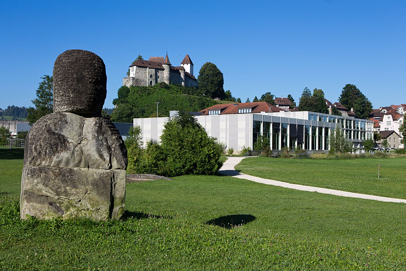 Schloss und Turnhalle in Burgdorf