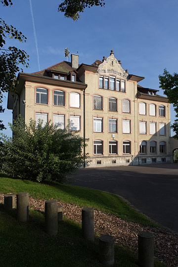 Primarschulhaus Burg