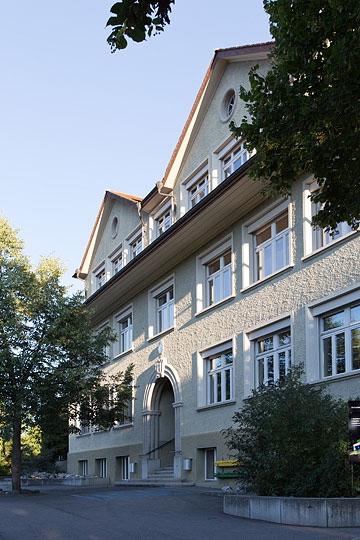 Schulhaus KirchbÃ¼hl