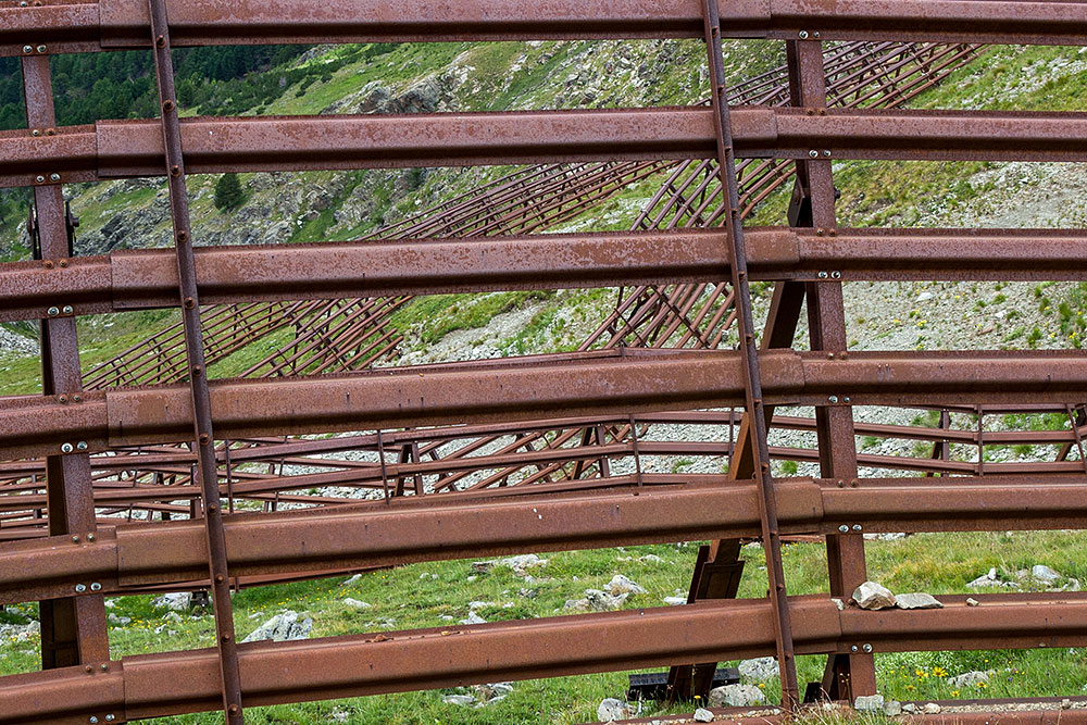 Lawinenverbauungen über Pontresina