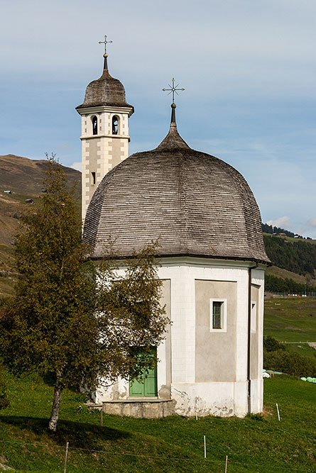 Kapelle Sogn Clau e Sogn Valentin in Vattiz
