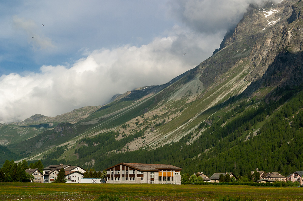 Schulhaus in Sils