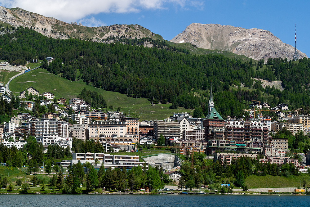 St. Moritz Dorf und St. Moritzersee