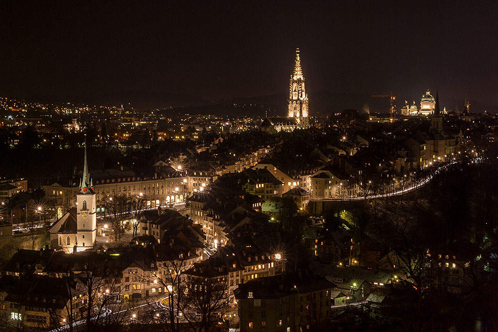 Berner Altstadt bei Nacht