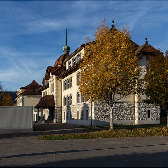 Primarschulhaus in Tavannes