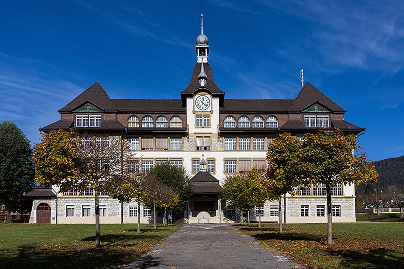 Ecole primaire à Reconvilier