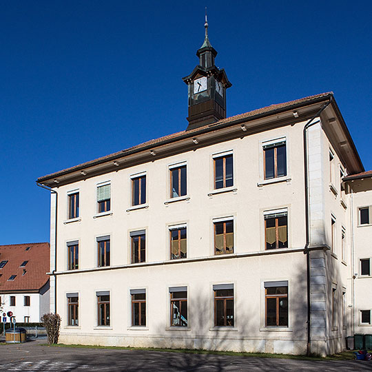 Ecole primaire à Bévilard