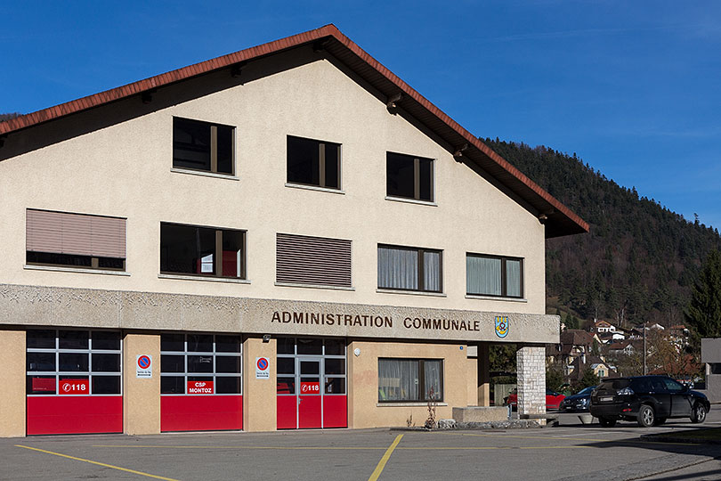 Administration Communale à Court