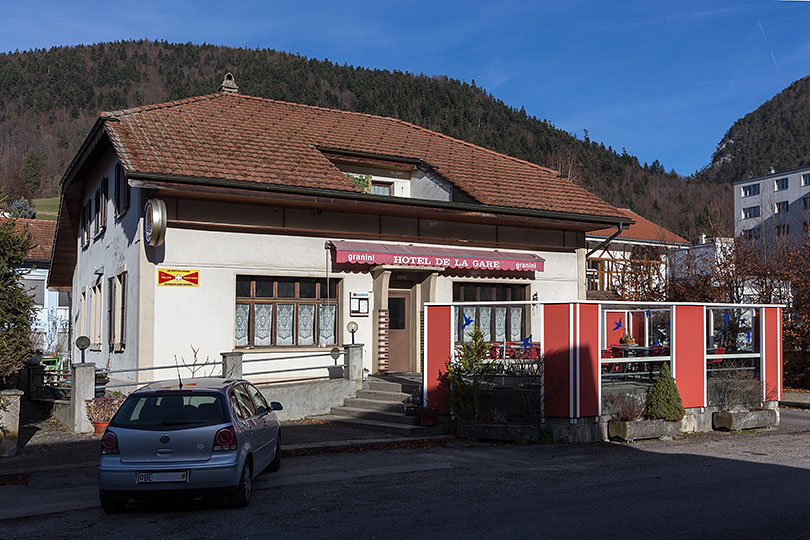 Hôtel de la Gare à Court