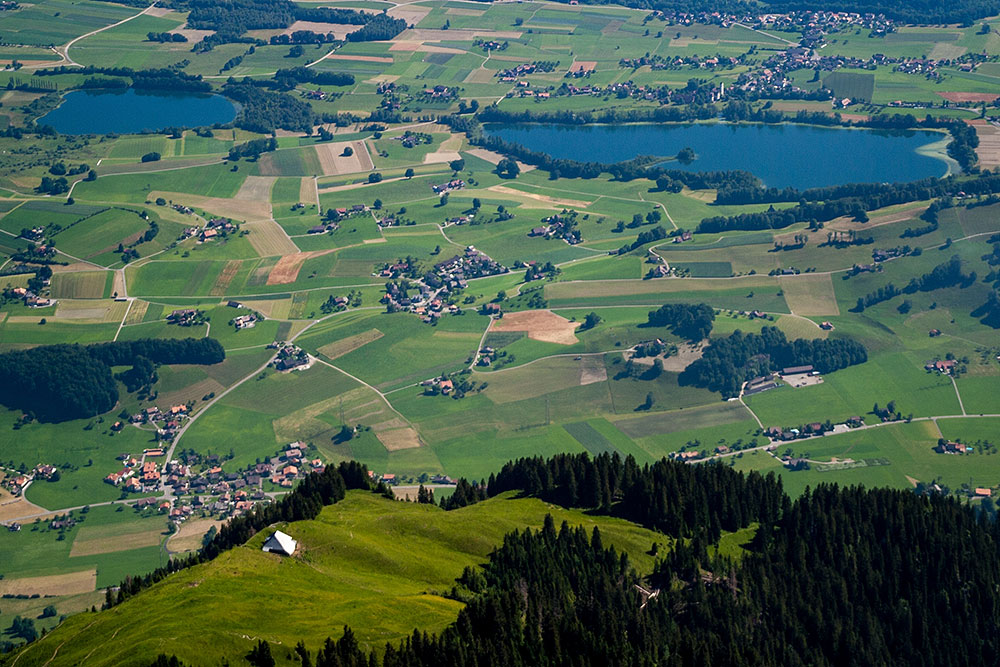 Uebeschi- und Amsoldingersee