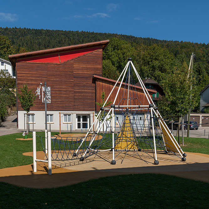 Salle polyvalente à Cormoret