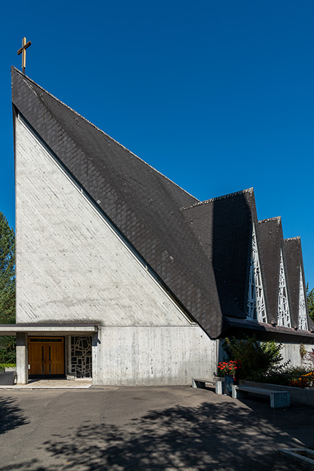 Katholische Kirche zur Auferstehung in Konolfingen